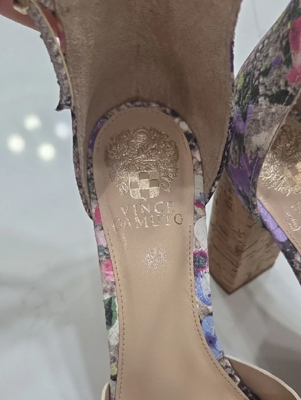 Vince Camuto bold floral